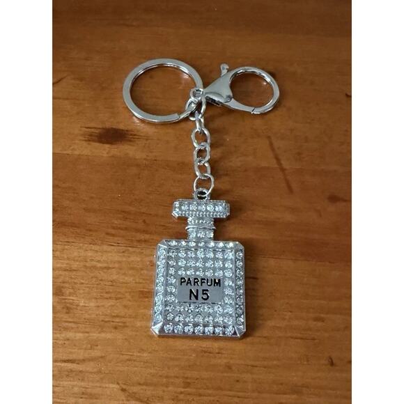 Parfum N°5 Rhinestone Perfume Bottle Keychain Bling Bag Charm Gold & Silver NWOT - Picture 7 of 13